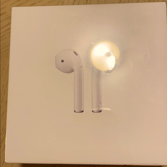 AirPods